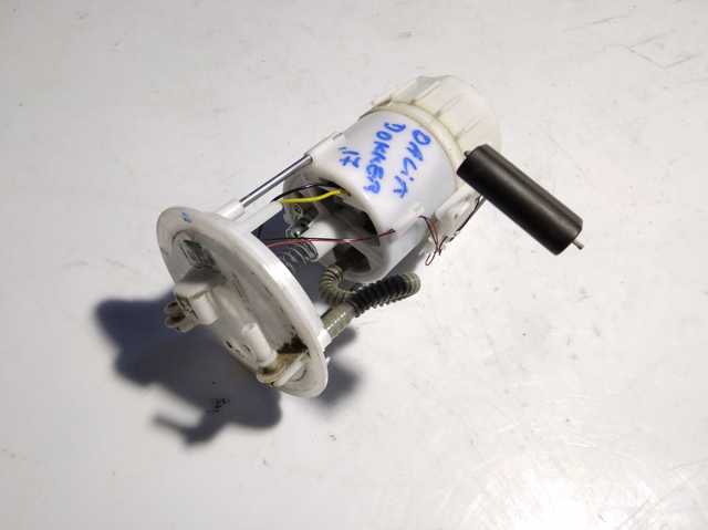 Насос погружной в баке 172025758R RENAULT