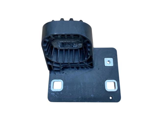 Кронштейн радиатора нижний 1EA121367G VAG