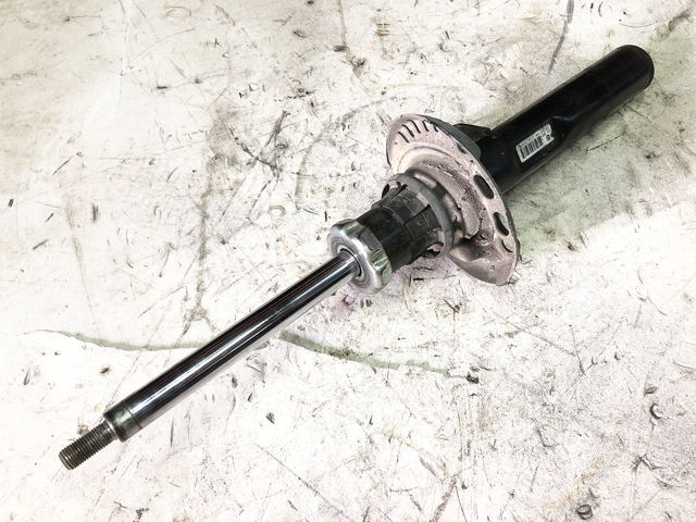 Амортизатор передний Seat Altea 40