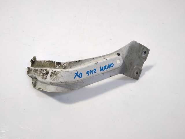 Кронштейн крепления крыла переднего правого, передний 1T0821136C VAG