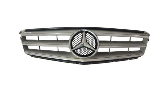 Облицовка радиатора 2048800023 MERCEDES