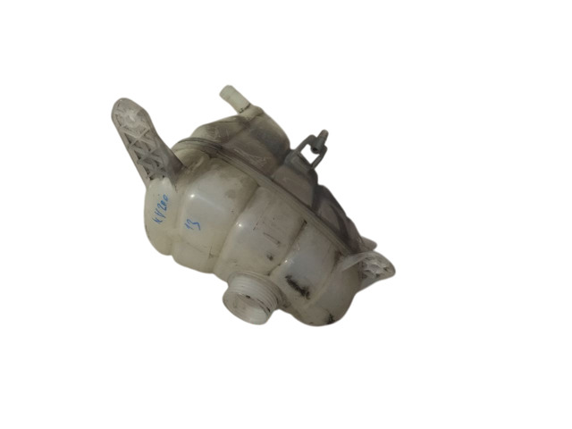 Бачок расширительный 21710BJ40A NISSAN