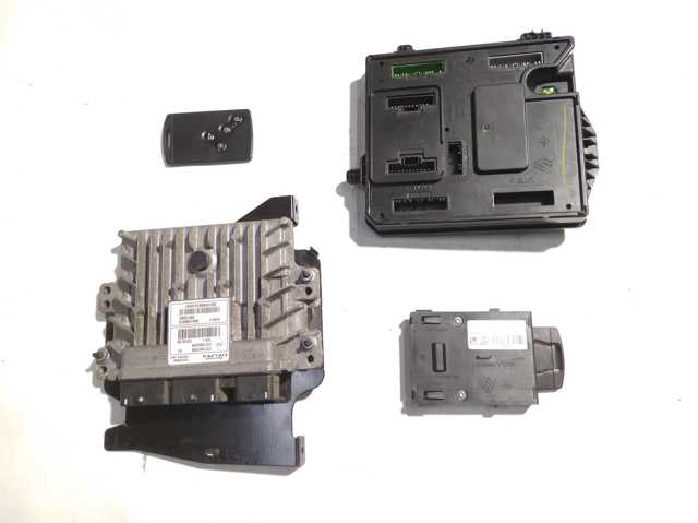 Модуль управления двигателем 237100422R RENAULT