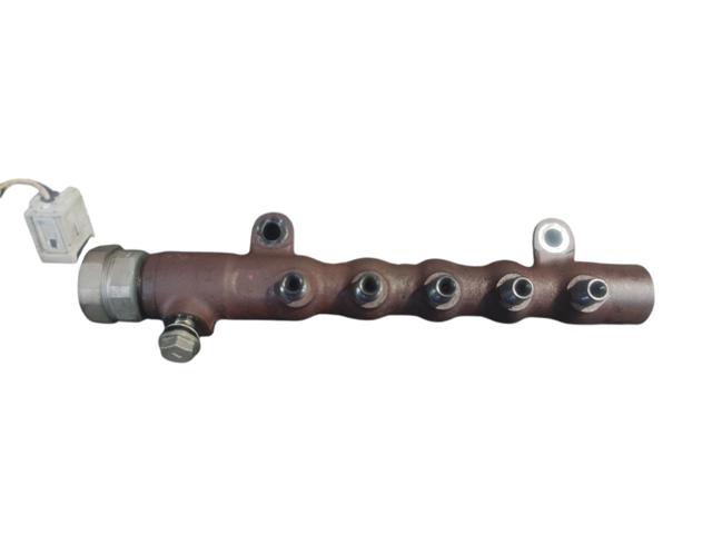 Распределитель топлива (рампа) 238100R040 TOYOTA