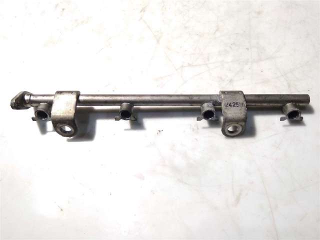 Распределитель топлива (рампа) 2381436040 TOYOTA