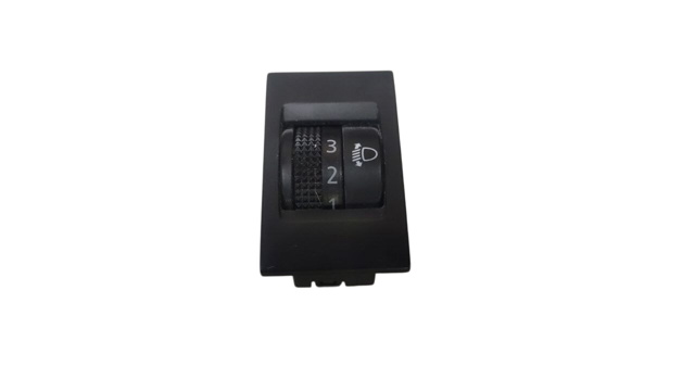 Кнопка корректора фар 251905SH0A NISSAN