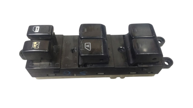 Кнопки переднего левого стеклоподъемника 254014M500 NISSAN