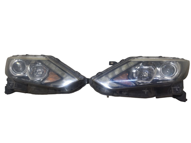 Блок фара левая 260604EA0A NISSAN