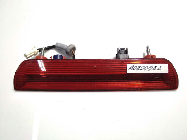Стоп-сигнал задний дополнительный 265904BA0A NISSAN
