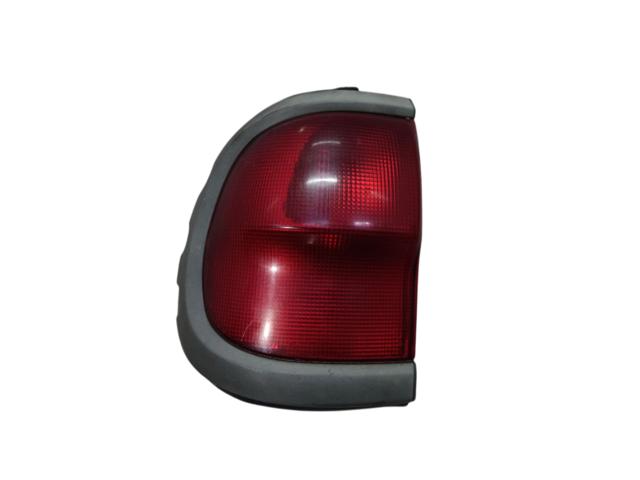 Задний левый стоп 268550X000 NISSAN