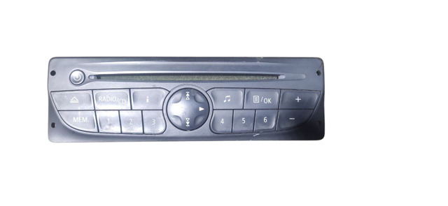 Заводская магнитола 281150049R RENAULT