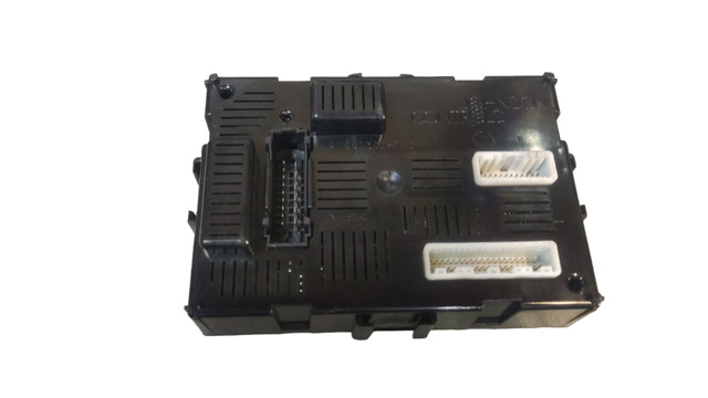 Блок комфорта 284B29U00A NISSAN