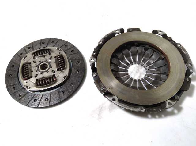 Корзина диска сцепления 302101221R RENAULT
