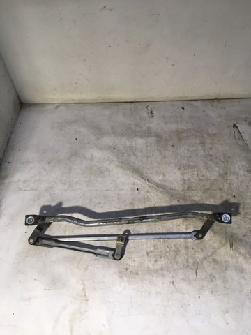 Трапеция щеток лобового стекла 30753493 VOLVO