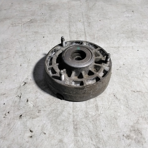 Подушка амортизатора переднего 31336794848 BMW