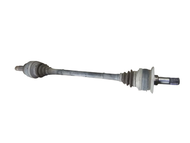 Полуось задняя, правая 33207581022 BMW