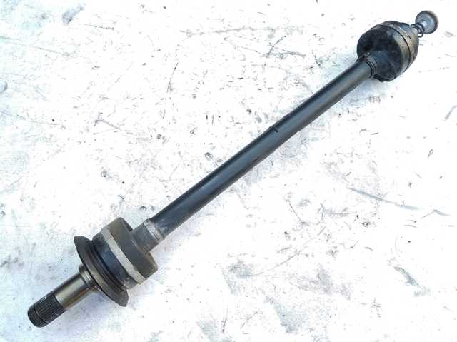 Полуось задняя, правая 33208639454 BMW