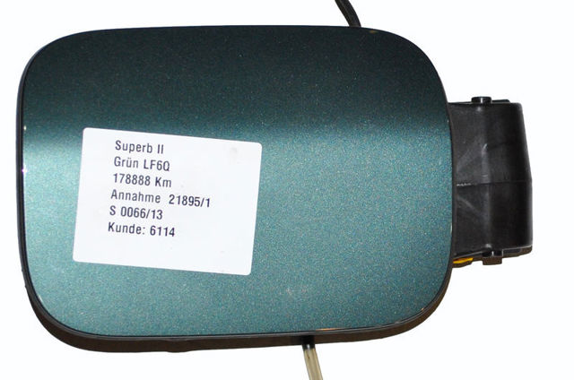 Лючок топливного бака 3T9809857A VAG