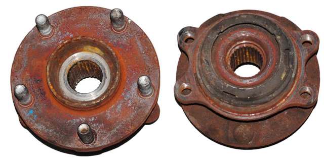 Ступица переднего колеса 40202CA06C NISSAN