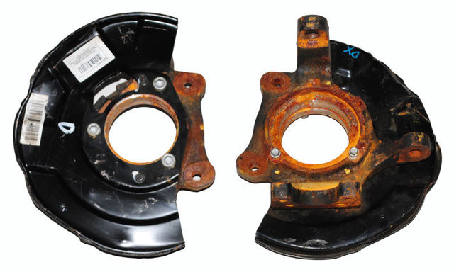Цапфа поворотная правая 4122109005 SSANG YONG