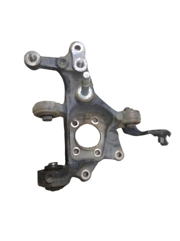 Кулак поворотный правый 42304F4030 TOYOTA