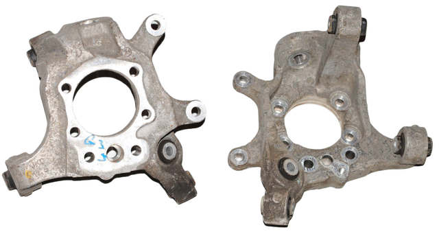 Цапфа поворотного кулака 43018JK000 NISSAN