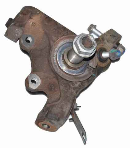 Цапфа поворотная левая 432023635R RENAULT