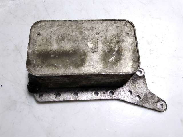  Корпус масляного фильтра 4423048 OPEL