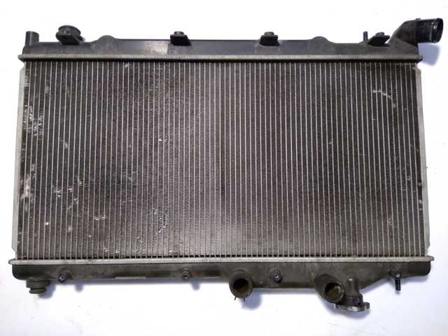 Радиатор системы охлаждения двигателя 45119AG080 SUBARU