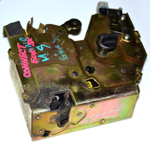 Замок двери боковой сдвижной левой 4557499 FORD
