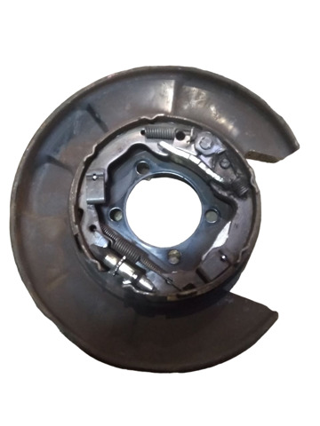 Щиток тормозного диска заднего правый 4650342040 TOYOTA