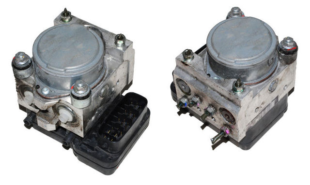 Блок управления АБС  4670A395 MITSUBISHI