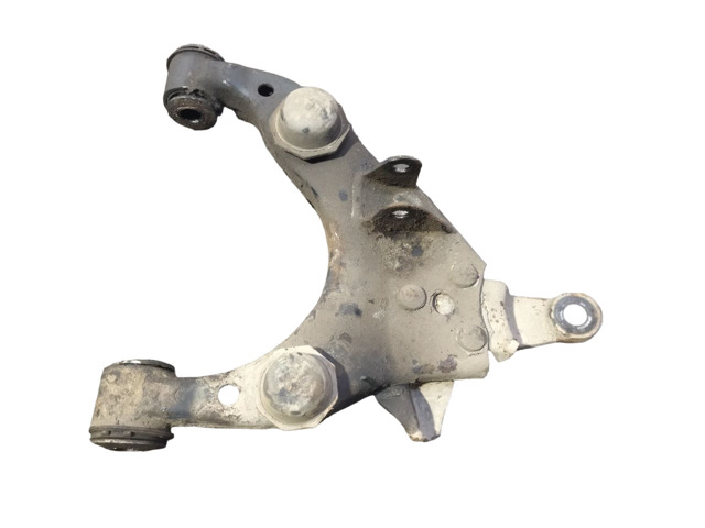 Передний нижний рычаг 4806835080 TOYOTA