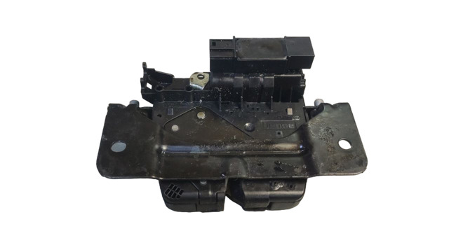 Замок пятой двери 4825198 BMW