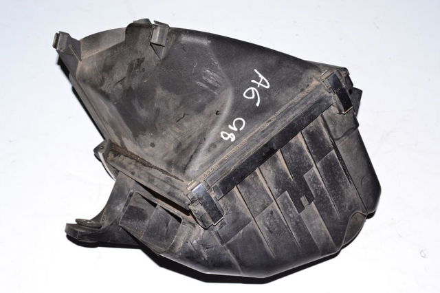  Корпус воздушного фильтра 4B0133837F VAG