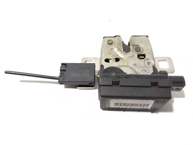 Замок и ручка двери задка 51242754528 BMW