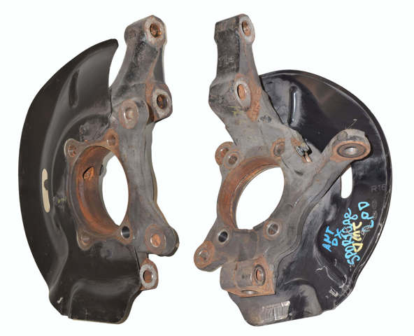 Цапфа передняя правая 51716D7000 HYUNDAI