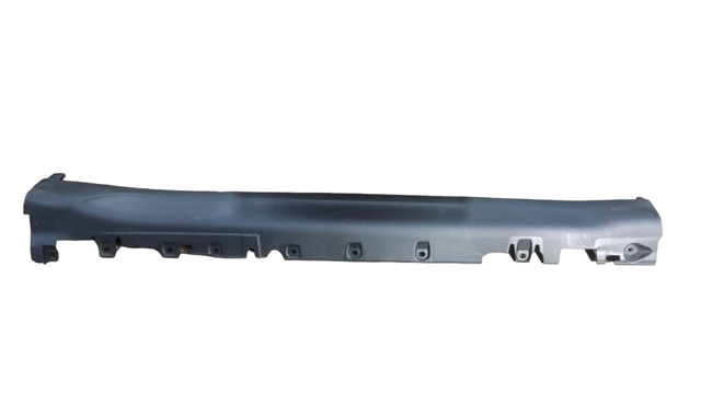 Накладка на порог правая 51777319854 BMW