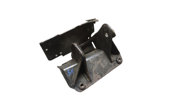 Кронштейн подушки (опоры) двигателя, левой 52059053 CHRYSLER