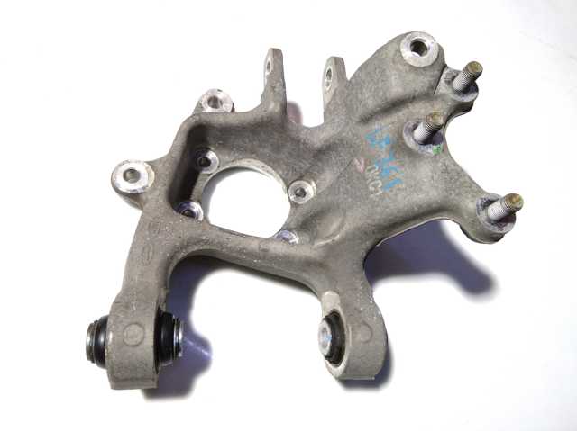 Кулак поворотный левый 52710C2100 HYUNDAI
