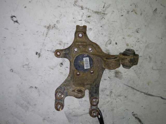Кулак поворотный правый 527203U800 HYUNDAI