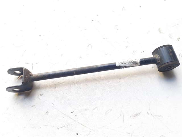 Продольный рычаг задней подвески, нижний 551108H505 NISSAN