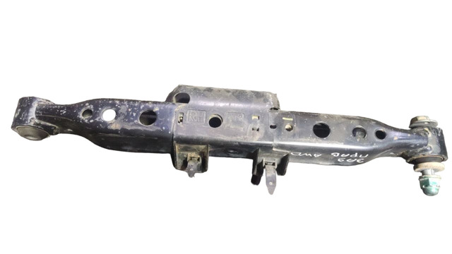 Рычаг задней подвески нижний, правый 55110JG00B NISSAN