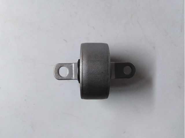 Сайлентблок заднего продольного рычага 55290C1100 HYUNDAI