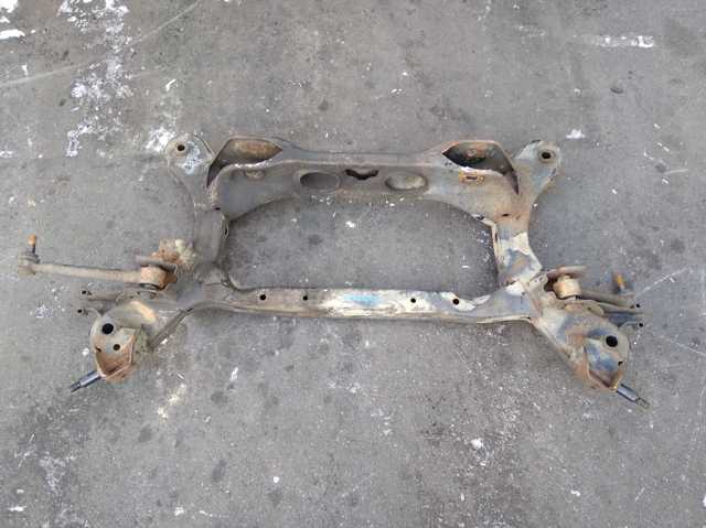 Подрамник задний 554002P550 HYUNDAI