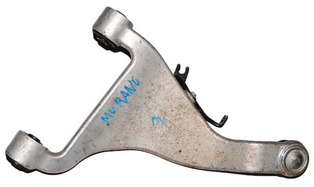 Рычаг подвески задний правый 55501CA00A NISSAN