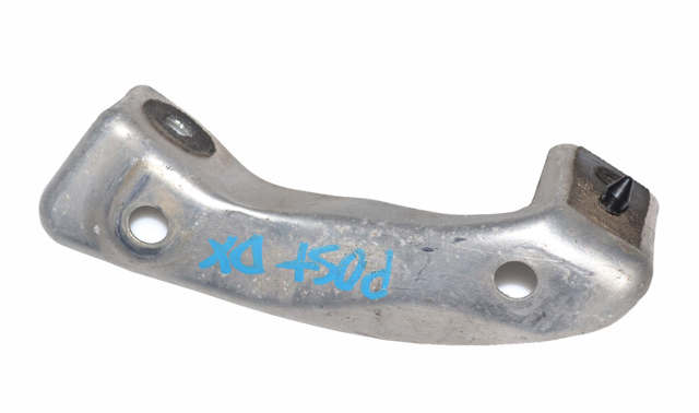 Крепление бамера правое 57707AG320 SUBARU