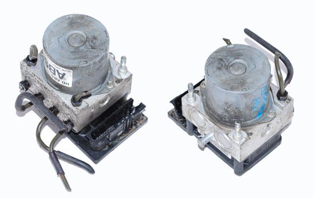 Блок ABS гидравлический 589202H300 HYUNDAI