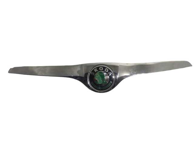 5J0853633 VAG Молдинг капота купить в Киев
