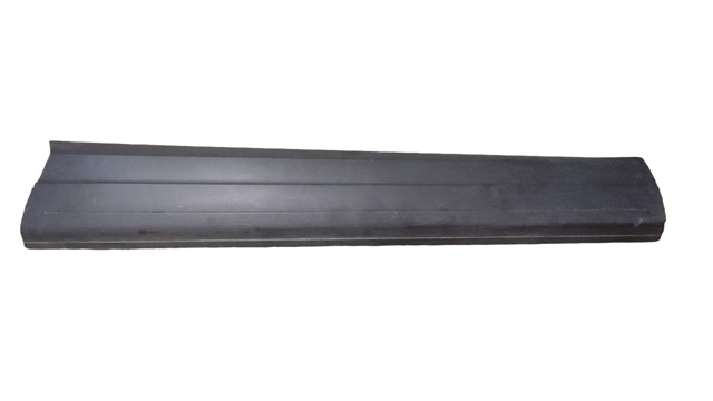 Молдинг двери передней правой 5N0854940A VAG